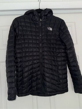 The North Face Girl’s Black Thermoball Jacket -  Girl’s XL
